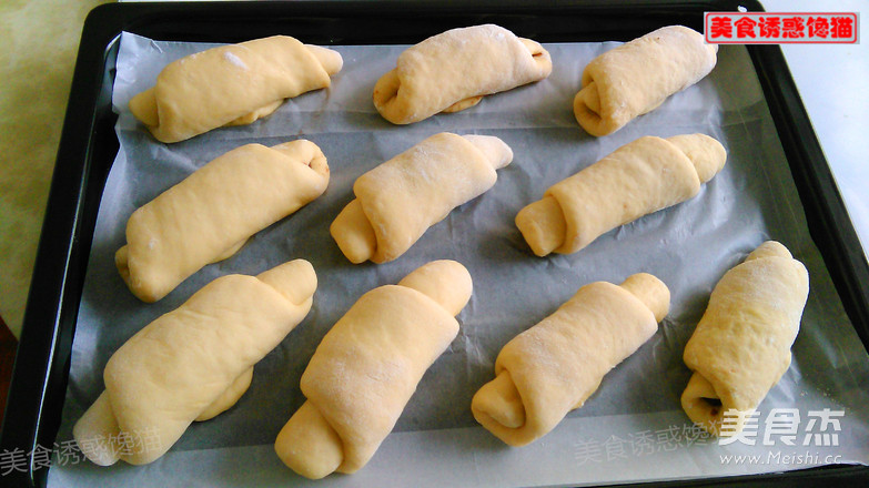 Custard Rolls recipe