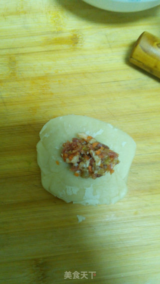 Su-style Mustard and Fresh Meat Mooncakes recipe