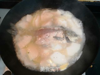 Winter Melon and Crucian Carp Soup recipe