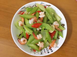 Stir-fried Shrimp Balls with Celery recipe