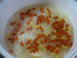 Chinese Wolfberry Corn Flakes and Wine Stuffed Soup recipe