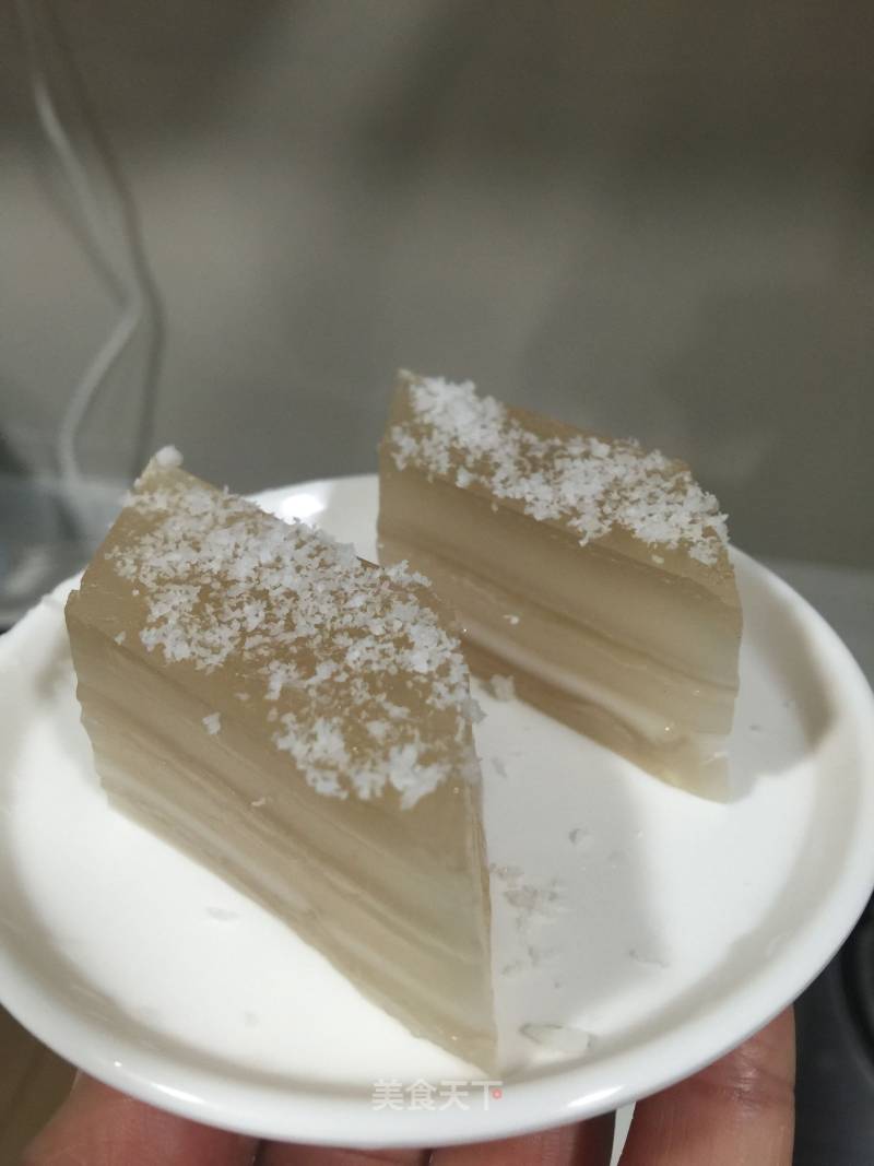 Coconut Mille-layered Horseshoe Cake recipe