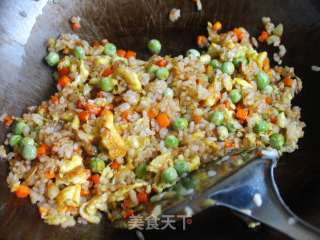 Fried Rice with Pea and Egg recipe
