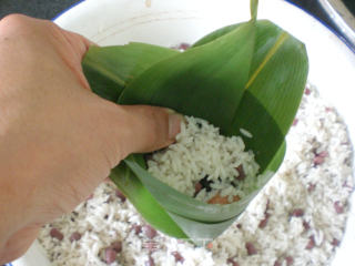 Eat Zongzi on The Dragon Boat Festival in May——【candied Date Zongzi】 recipe