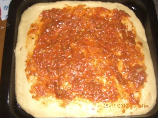 Tuna Sausage Pizza recipe