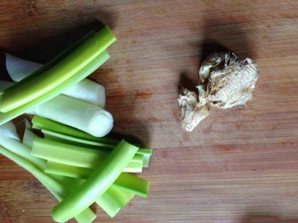 Black Garlic Pork Ribs Soup recipe