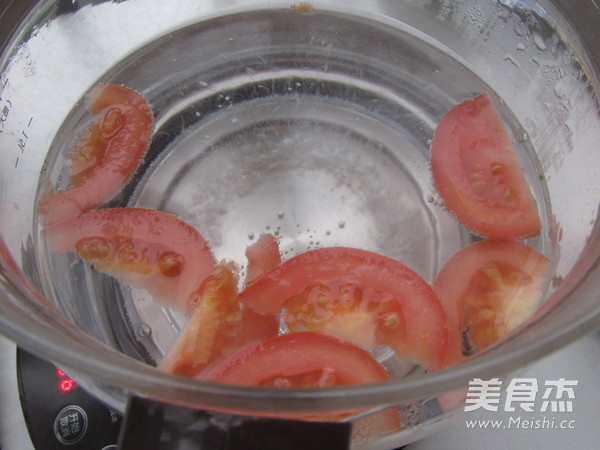 Tomato Egg Noodle Soup recipe