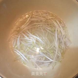 Bean Sprouts and Minced Meat Soup recipe