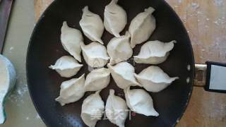 Fried Dumplings with Ice Flower recipe