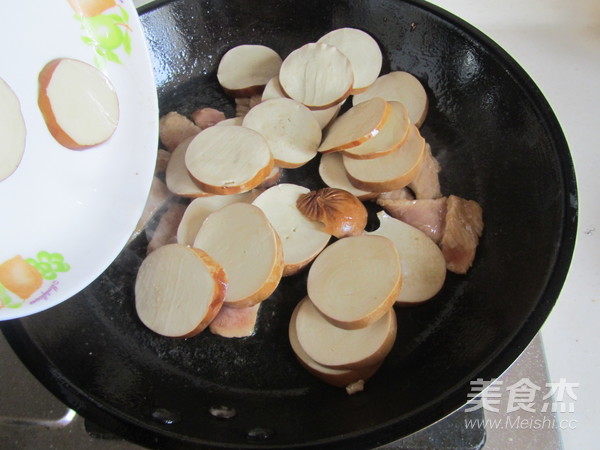 Double Pepper Vegetarian Chicken Stir-fried Pork recipe