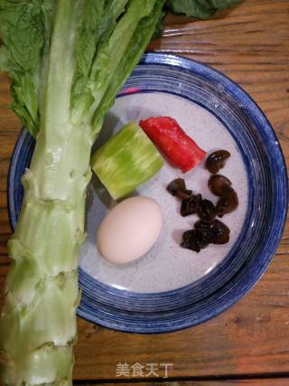 Scrambled Eggs with Green Bamboo and Fungus recipe