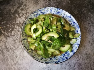 Nepeta Leaves Mixed with Cabbage recipe