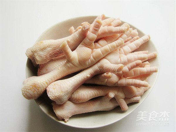 Pickled Pepper Chicken Feet recipe