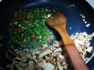 Green and Red Chili Fried Oil Residue recipe