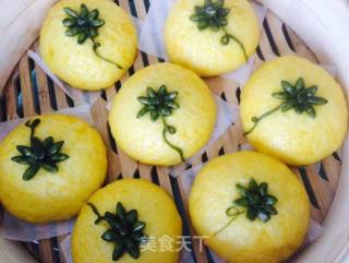 Pumpkin Buns recipe