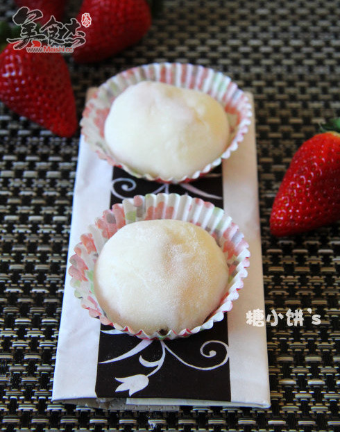 Strawberry Xuemei Niang recipe
