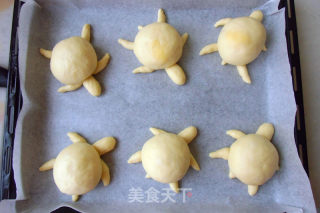 Little Turtle Coconut Bun recipe