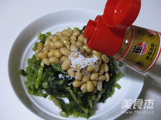 Soybeans Mixed with Red Snow recipe