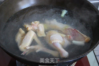 [winter Healthy Vegetables]-mushroom Nourishing Ginseng Chicken Soup recipe