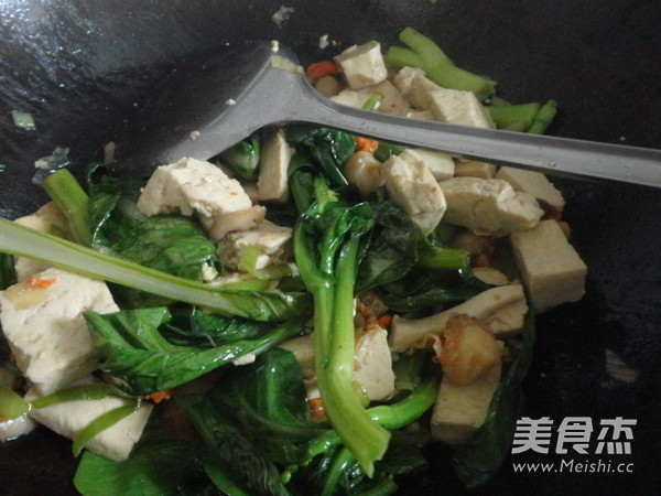 Scallops Stir-fried Tofu and Choy Sum recipe