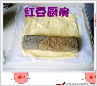 Two-color Mulberry Cake Roll recipe