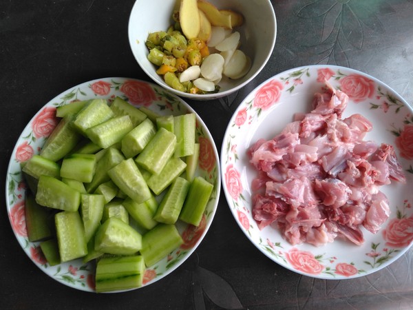 Cucumber Roasted Rabbit Meat recipe