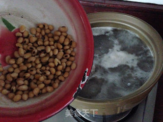 Soy Bitter Gourd Pork Bone Soup recipe