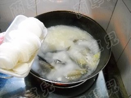 Chrysanthemum Fish Fillet Hot Pot recipe