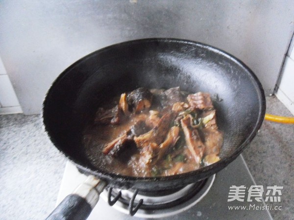 Roasted Dried Fish with Scallions recipe