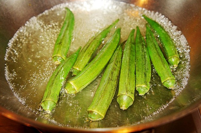 Sweet and Sour Radish Flowers recipe