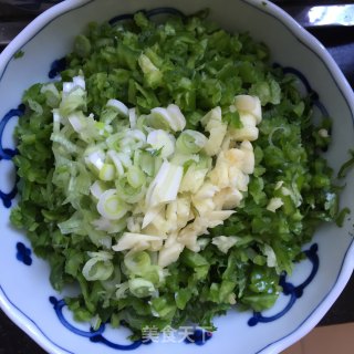 Green Peppers with Chopped Coriander recipe