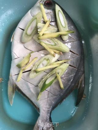 Steamed Pomfret recipe