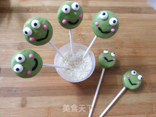 Frog Prince Lollipop Cake recipe