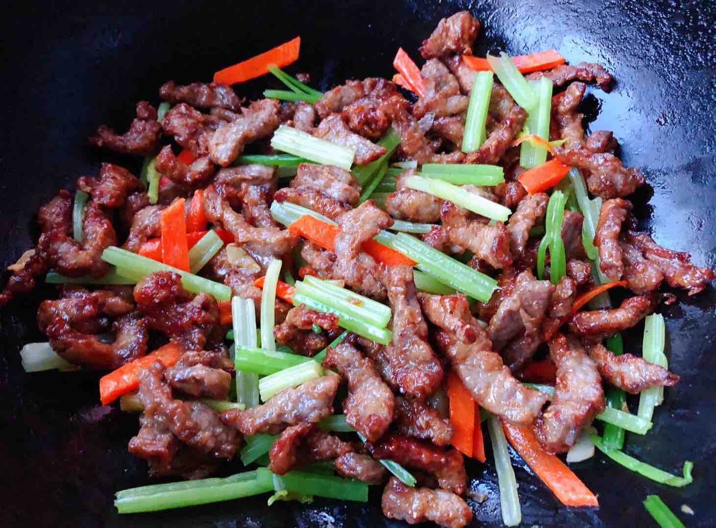 Stir-fried Celery with Crispy Beef recipe