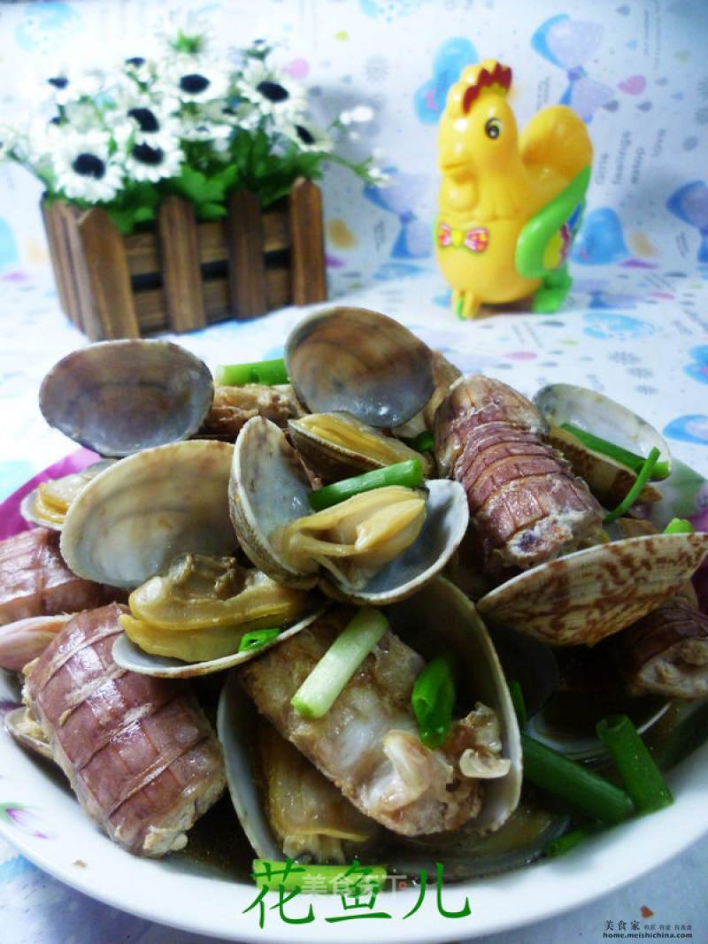 Fried Mantis Shrimp with Clams recipe