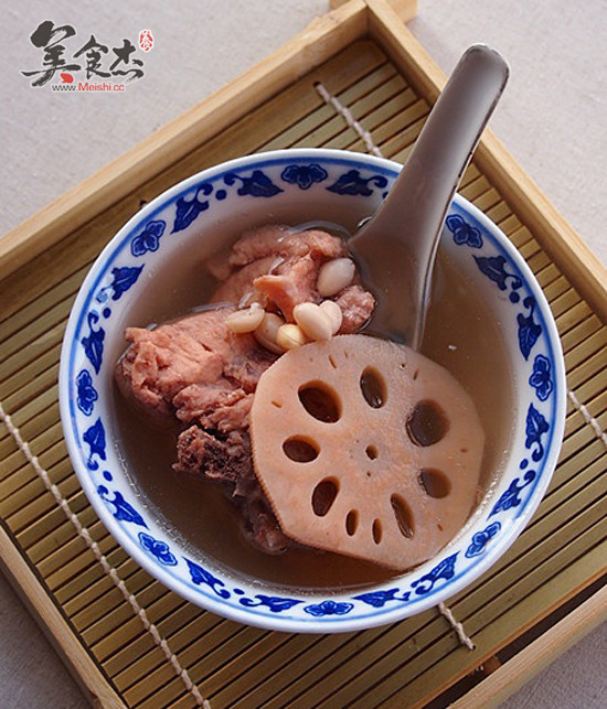 Lotus Root and Peanut Keel in Pot recipe