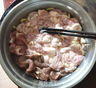 [the Breakfast in Memory] ---------fried Rice Noodles with Lean Pork and Pork recipe