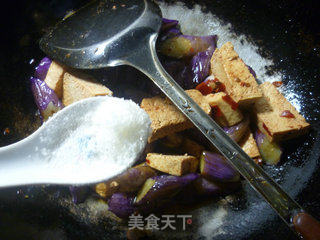 Fried Frozen Tofu with Eggplant recipe