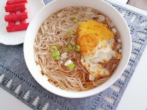 Grandma's Spring Onion Egg Noodles 🍜 Can be Breakfast or Late Night, Fragrant Childhood Memories, The Most Simple Taste recipe