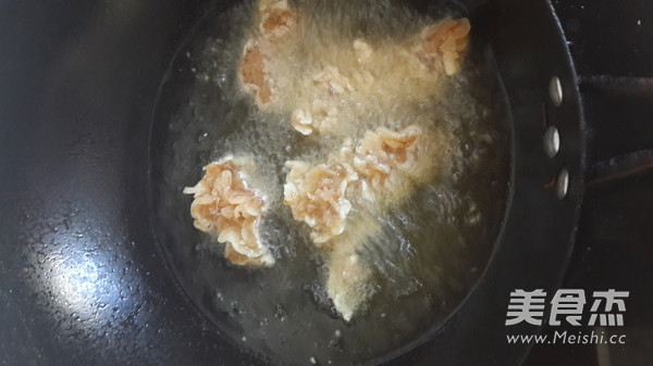 Mustard Omelet Rice with Fried Chicken recipe