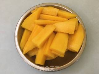 Mango Sticky Rice with Coconut Milk recipe