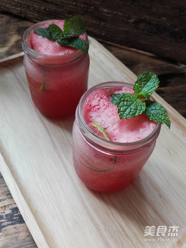 Watermelon Lime Refreshing Drink recipe