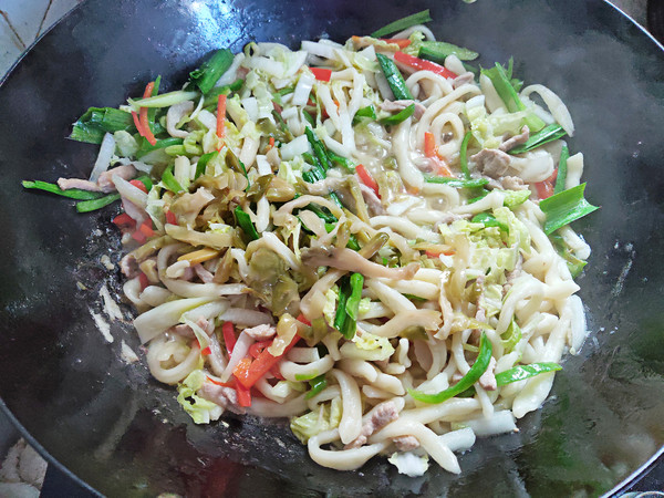 Stir-fried Scissor Noodles recipe