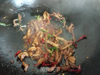 Stir-fried Celery with Lamb and Shiitake Mushrooms recipe