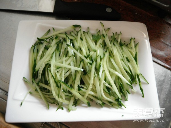 Cucumber Peel with Sesame Sauce recipe