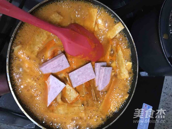 Ramen Fried Rice Cake recipe