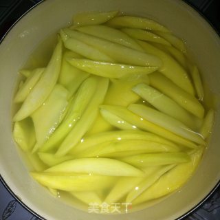 Refreshing Green Mango recipe