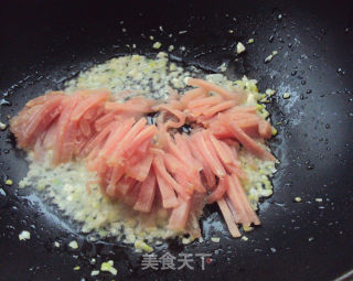 Fried Noodles with Cabbage and Pork recipe