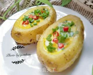 Baked Potatoes with Eggs recipe