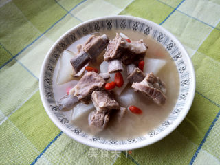 Stewed Lamb Chops with White Radish recipe